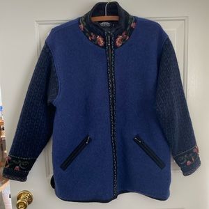 Icelandic Vintage Wool Zip Up Jacket with Embroidered Trim. Size Medium